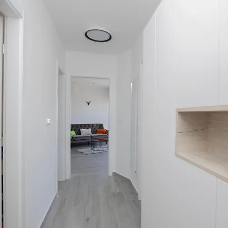 Luxury Shine&roze With Sea View&parking Near * Podstrana