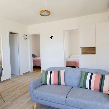 Luxury Shine&roze With Sea View&parking Near Apartament *