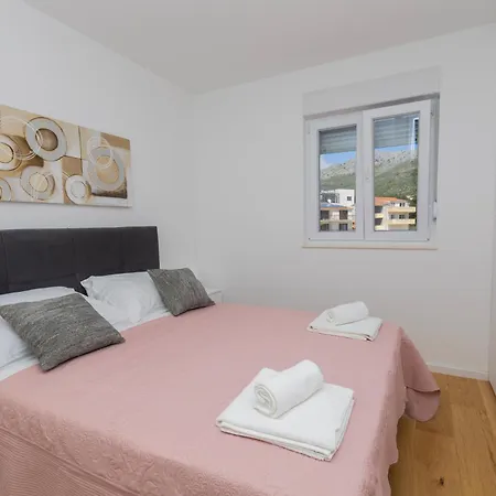 Luxury Shine&roze With Sea View&parking Near