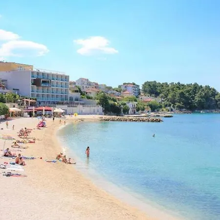 Luxury Shine&roze With Sea View&parking Near Apartament