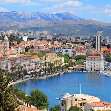 Apartment Luxury Shine&roze With Sea View&parking Near